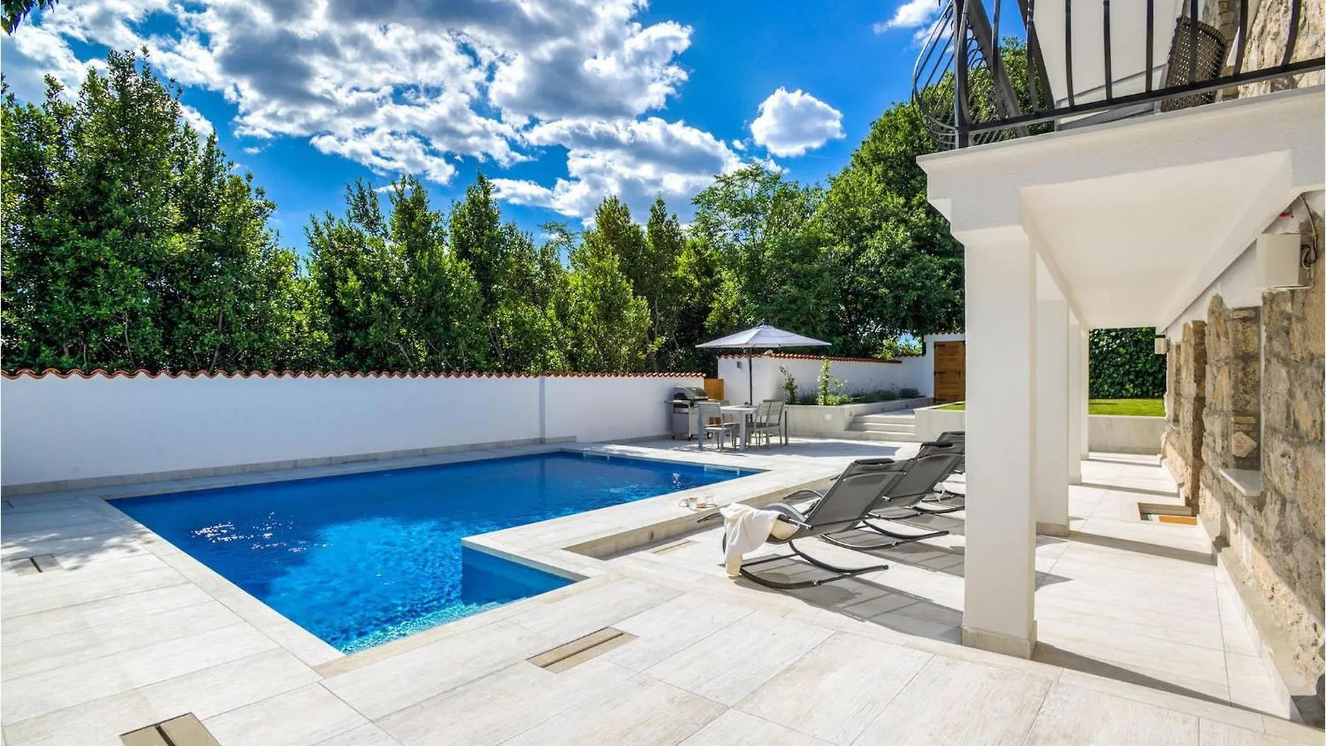 Villa Vele Skale Jadranovo 0*,  Croatia